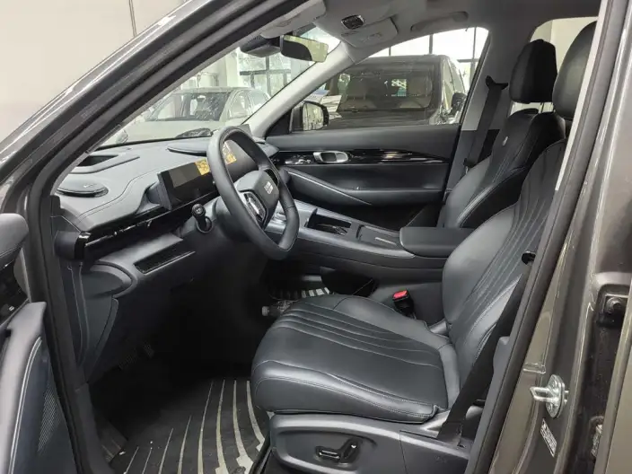 Geely Galaxy E5 2026 Model 610km Tiggo + Edition – фото 7