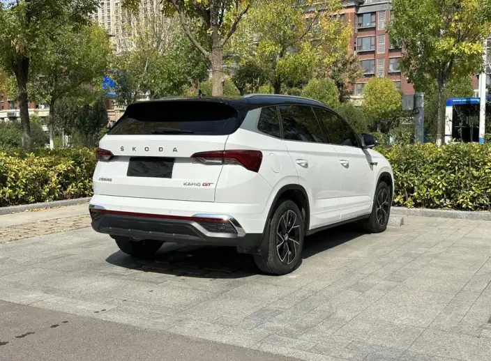 Skoda Kamiq GT 2023 Model Facelift 1.5L Automatic Premium – фото 6