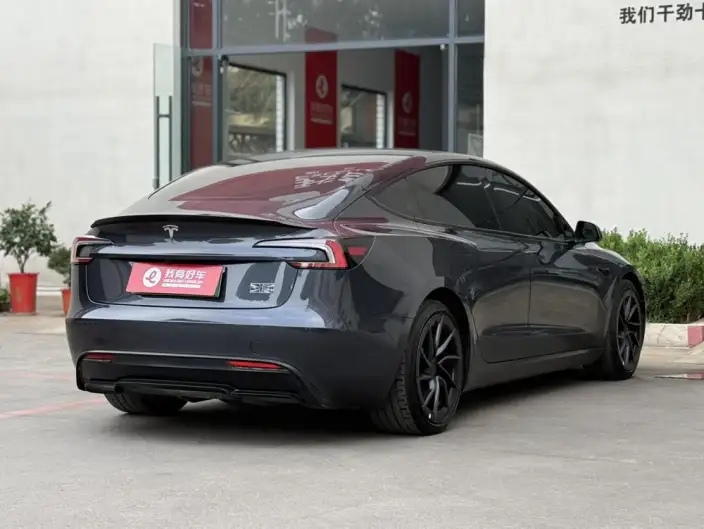 Model 3 2024 Model High performance All-wheel drive version – фото 7