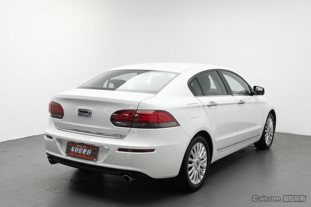 Qoros 3 2016 Тройная литиевая батарея 1.6T Automatic Premium