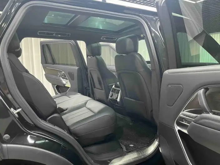Range Rover 2023 Model 3.0 L6 400PS Shengshi VII seat Extended Edition – фото 9