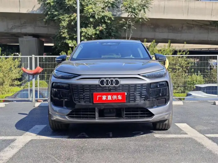 AUDI Q6L e-tron 2026 Model First Edition Pilot Edition – фото 2