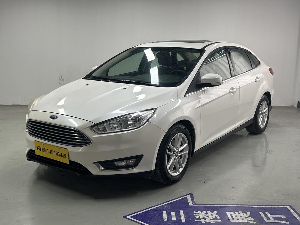 Ford Focus 2015 модификация Тройная литиевая батарея кузов EcoBoost 180 Automatic Elite