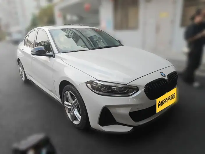 BMW 1 Series 2021 Model Facelift 120i M Sports Night Edition – фото 3