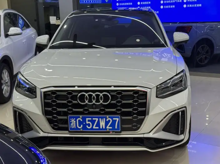 AUDI Q2L 2022 Model 35 TFSI Fashion Dynamic Model – фото 2