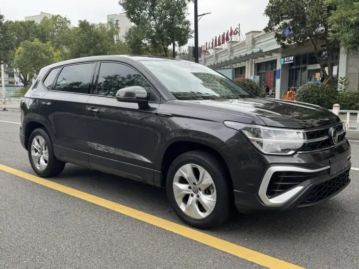 Volkswagen Tharu 2023 Model 300TSI 2WD Crescent Moon Edition – фото 3