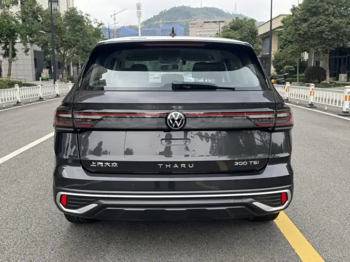 Volkswagen Tharu 2023 Model 300TSI 2WD Crescent Moon Edition – фото 5