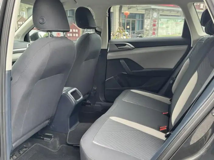 Volkswagen Tharu 2023 Model 300TSI 2WD Crescent Moon Edition – фото 10