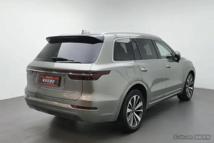 Li Auto ONE 2021 Model Extended Range 6 seat Edition – фото 4