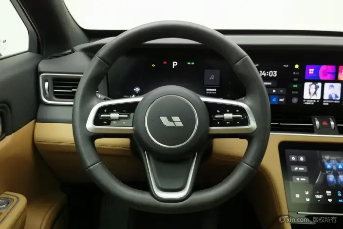 Li Auto ONE 2021 Model Extended Range 6 seat Edition – фото 14