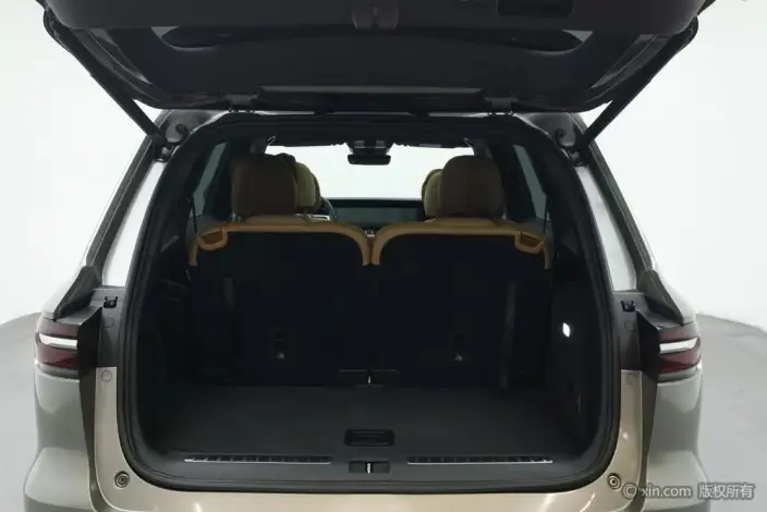 Li Auto ONE 2021 Model Extended Range 6 seat Edition – фото 23