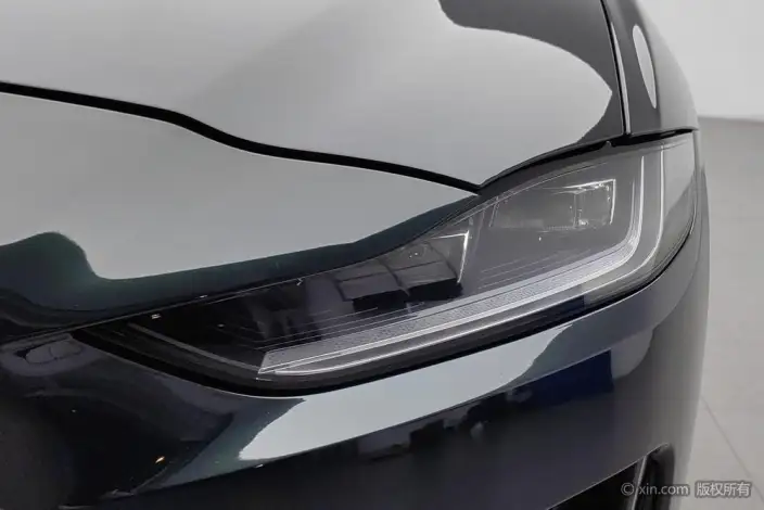 Jaguar XE L 2023 Model 2.0T 250PS R-DYNAMIC S Enterprising Sports Edition – фото 7