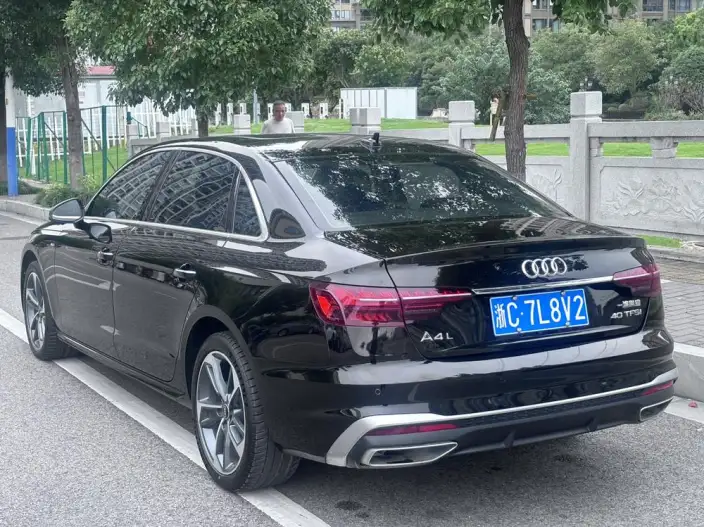 Audi A4 L 2023 Model 40 TFSI Fashion Dynamic Model – фото 5