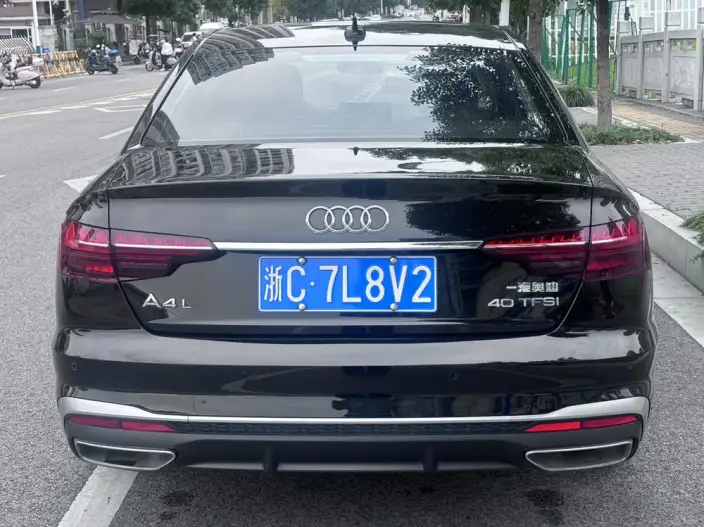 Audi A4 L 2023 Model 40 TFSI Fashion Dynamic Model – фото 6