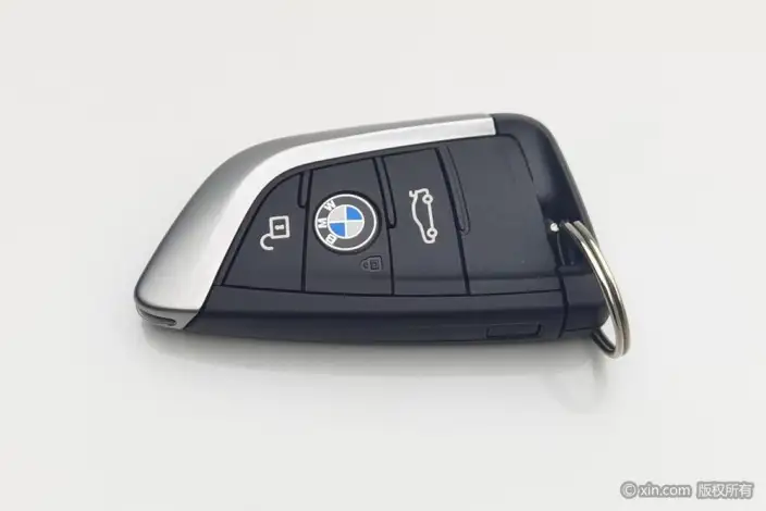 BMW X2 2023 Model sDrive25i Bright Edition – фото 6