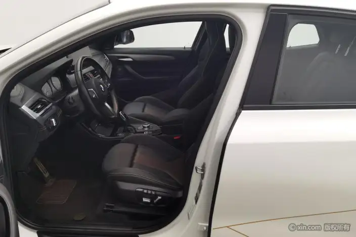 BMW X2 2023 Model sDrive25i Bright Edition – фото 17