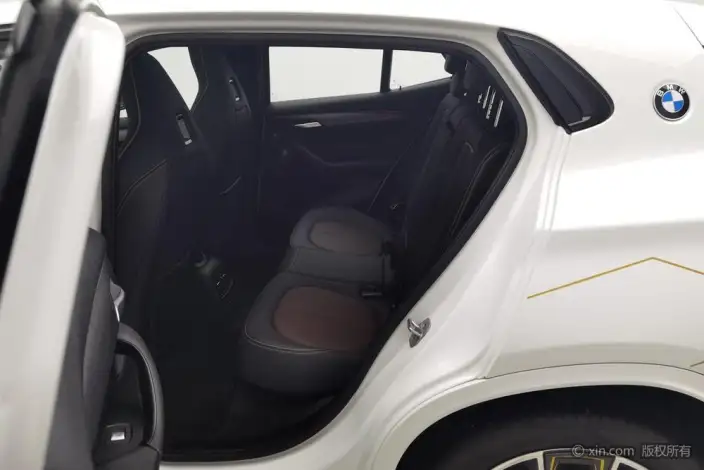 BMW X2 2023 Model sDrive25i Bright Edition – фото 19