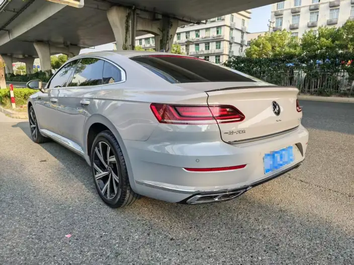 Volkswagen CC 2023 Model 330TSI Dazzling version – фото 4