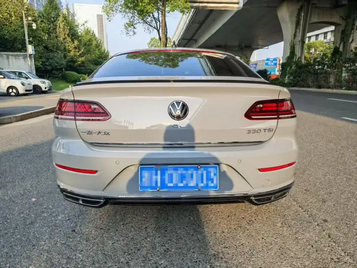 Volkswagen CC 2023 Model 330TSI Dazzling version – фото 5