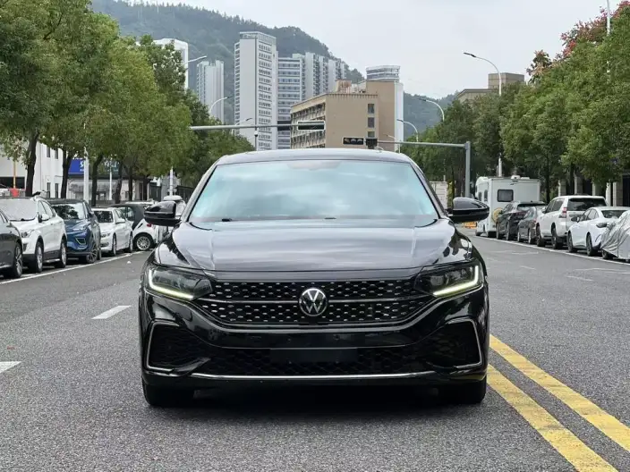 Volkswagen Passat 2022 Model 330TSI Starry sky Elite Edition – фото 2