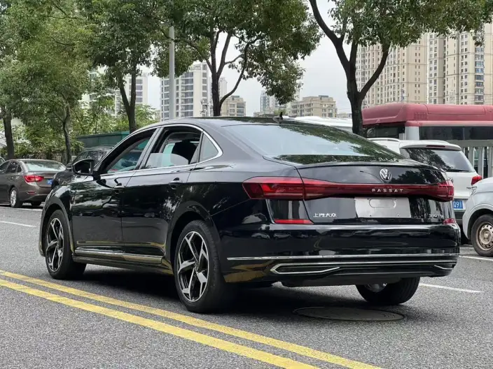 Volkswagen Passat 2022 Model 330TSI Starry sky Elite Edition – фото 4
