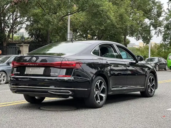 Volkswagen Passat 2022 Model 330TSI Starry sky Elite Edition – фото 6