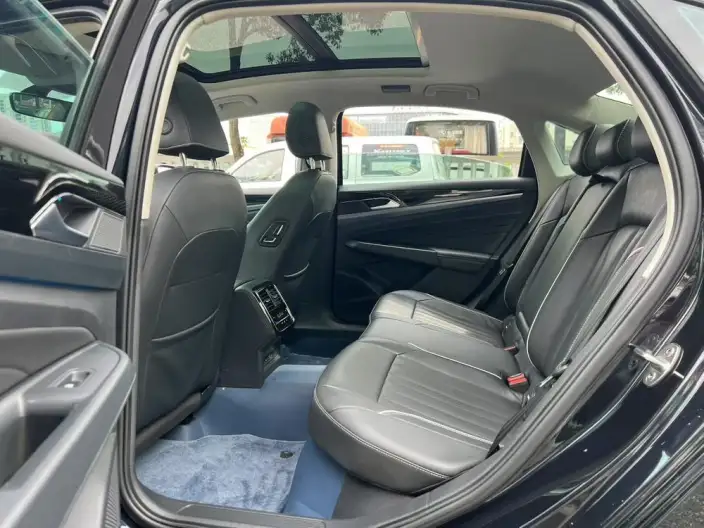 Volkswagen Passat 2022 Model 330TSI Starry sky Elite Edition – фото 9