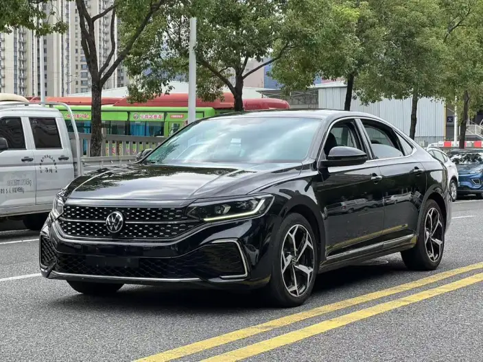 Volkswagen Passat 2022 Model 330TSI Starry sky Elite Edition – фото 10