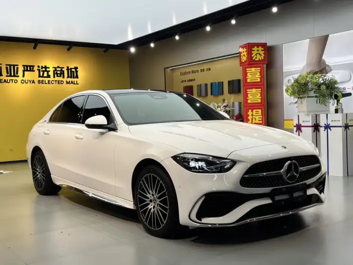 Mercedes-Benz C-Class 2023 Model C 260 L Sports Edition – фото 3