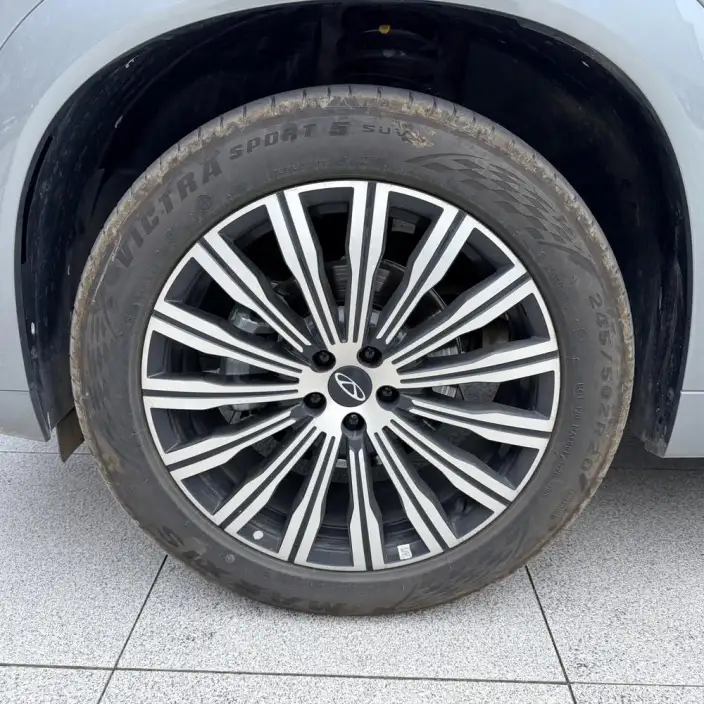 Chery Tiggo 9 2027 Model 2.0T AT 4WD Falcon500 Edition – фото 7