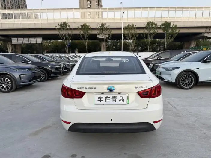 BAIC New Energy EU 2018 Model EU Kuaihuan Le Tour Edition – фото 3