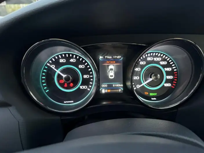 BAIC New Energy EU 2018 Model EU Kuaihuan Le Tour Edition – фото 6
