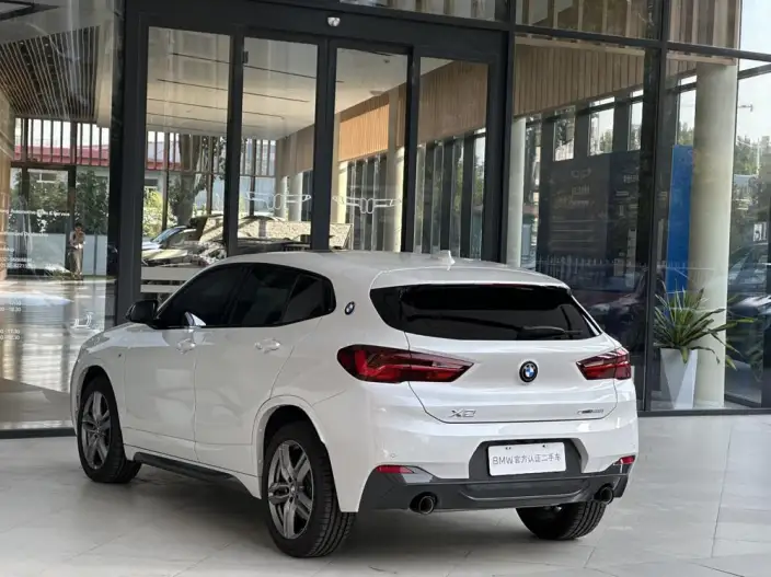 BMW X2 2023 Model sDrive25i M Sports Night Edition – фото 5