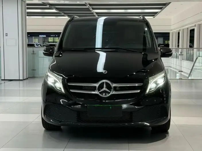 Mercedes-Benz V-Class 2016 Model V 260 Pilot Edition – фото 2