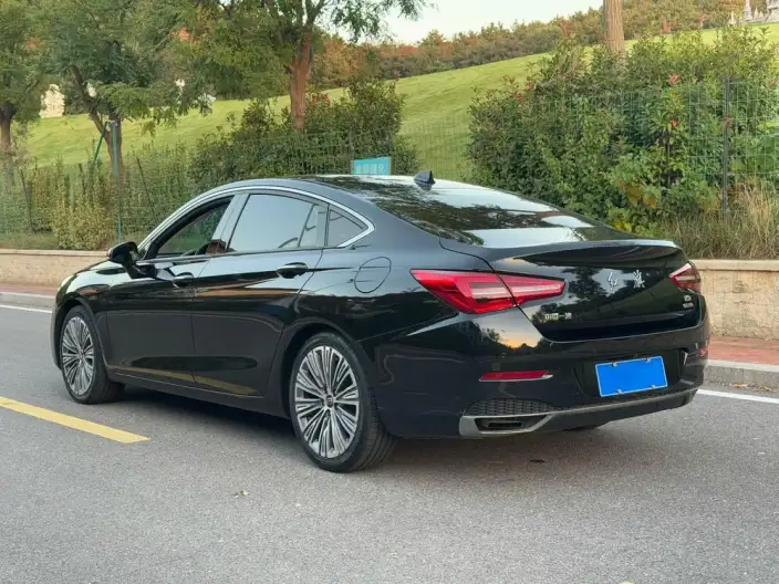 Hongqi H5 Classic 2022 Model 1.8T Automatic Smart Flag Enjoy Edition – фото 5