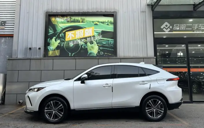 Venza 2023 Model 2.0L CVT 2WD Deluxe Edition – фото 3