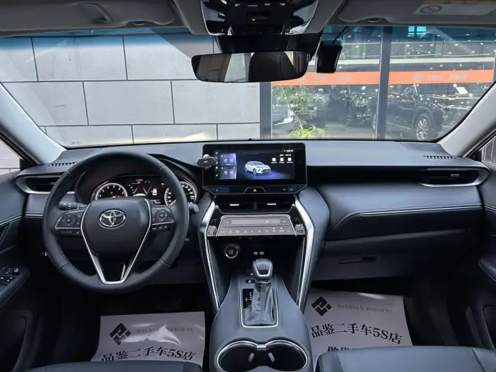 Venza 2023 Model 2.0L CVT 2WD Deluxe Edition – фото 9