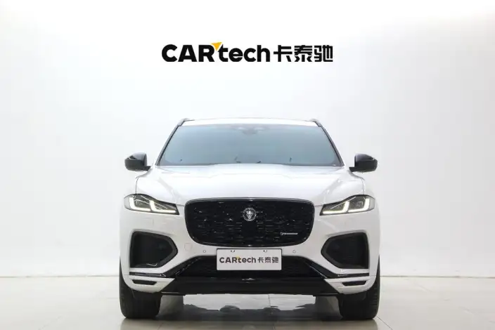 Jaguar F-PACE 2024 Model P250 R-Dynamic SE – фото 2