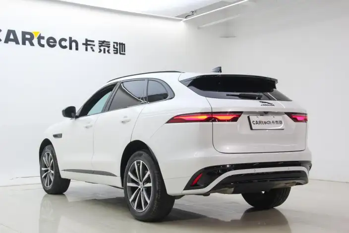 Jaguar F-PACE 2024 Model P250 R-Dynamic SE – фото 37