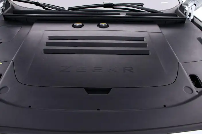 ZEEKR 9X 2025 Model Hyper Edition 70kWh VI seat – фото 5