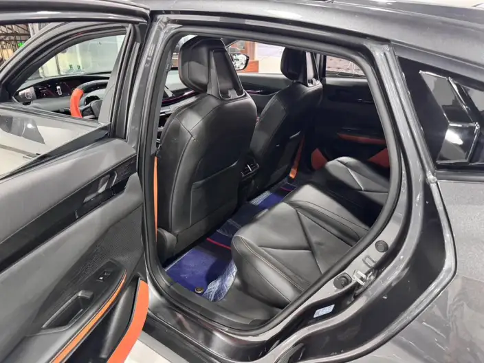 Changan UNI-V 2023 Model 1.5T Noble Model – фото 9