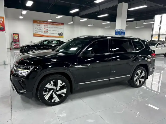 Volkswagen Teramont 2023 Model Facelift 380TSI 4WD Exclusive Deluxe Edition – фото 1