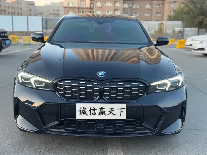 BMW 3 Series 2023 Model 325i M Sports Night Set – фото 2