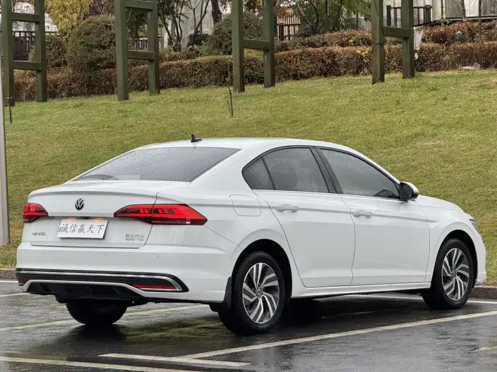 Volkswagen Bora 2023 Model 200TSI DSG Smooth Ride Edition – фото 6