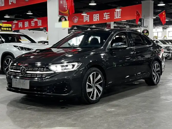 Volkswagen Sagitar 2024 Model 300TSI DSG Superior Edition – фото 1
