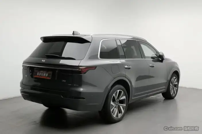 Li Auto ONE 2021 Model Extended Range 6 seat Edition – фото 4