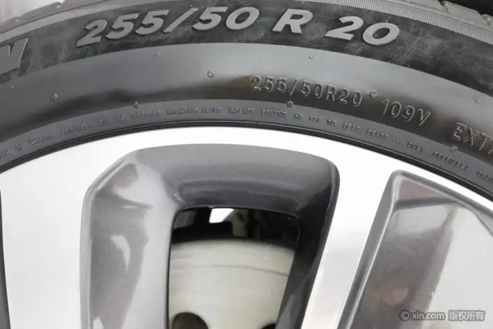 Li Auto ONE 2021 Model Extended Range 6 seat Edition – фото 11