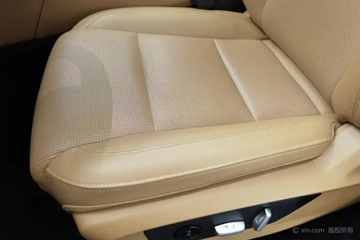 Li Auto ONE 2021 Model Extended Range 6 seat Edition – фото 18