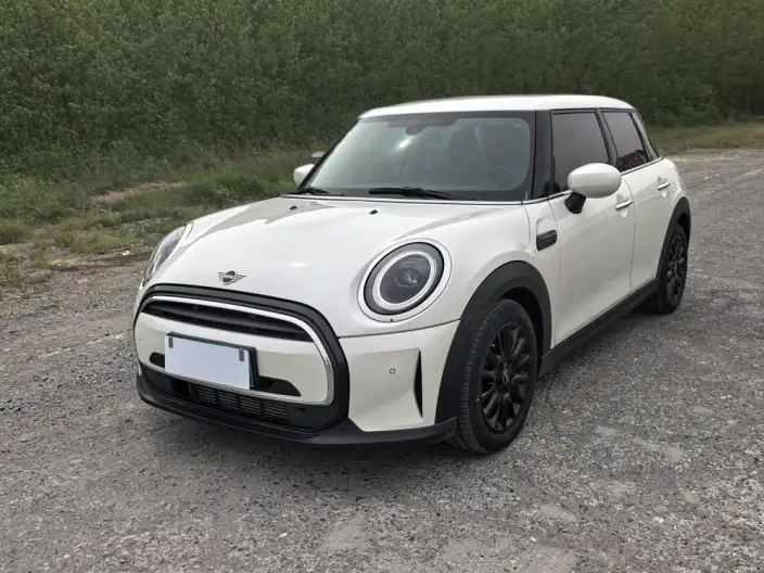 MINI 2023 Model 1.5T ONE – фото 1