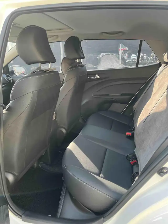 Kia Stonic 2026 Model 1.4L CVT Fun Xiang Edition – фото 9